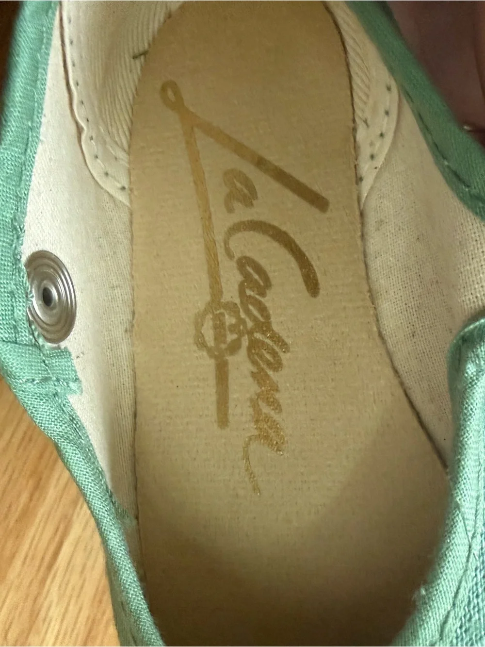 La Cadena nwot light